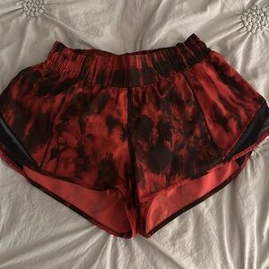 lululemon hotty hot shorts